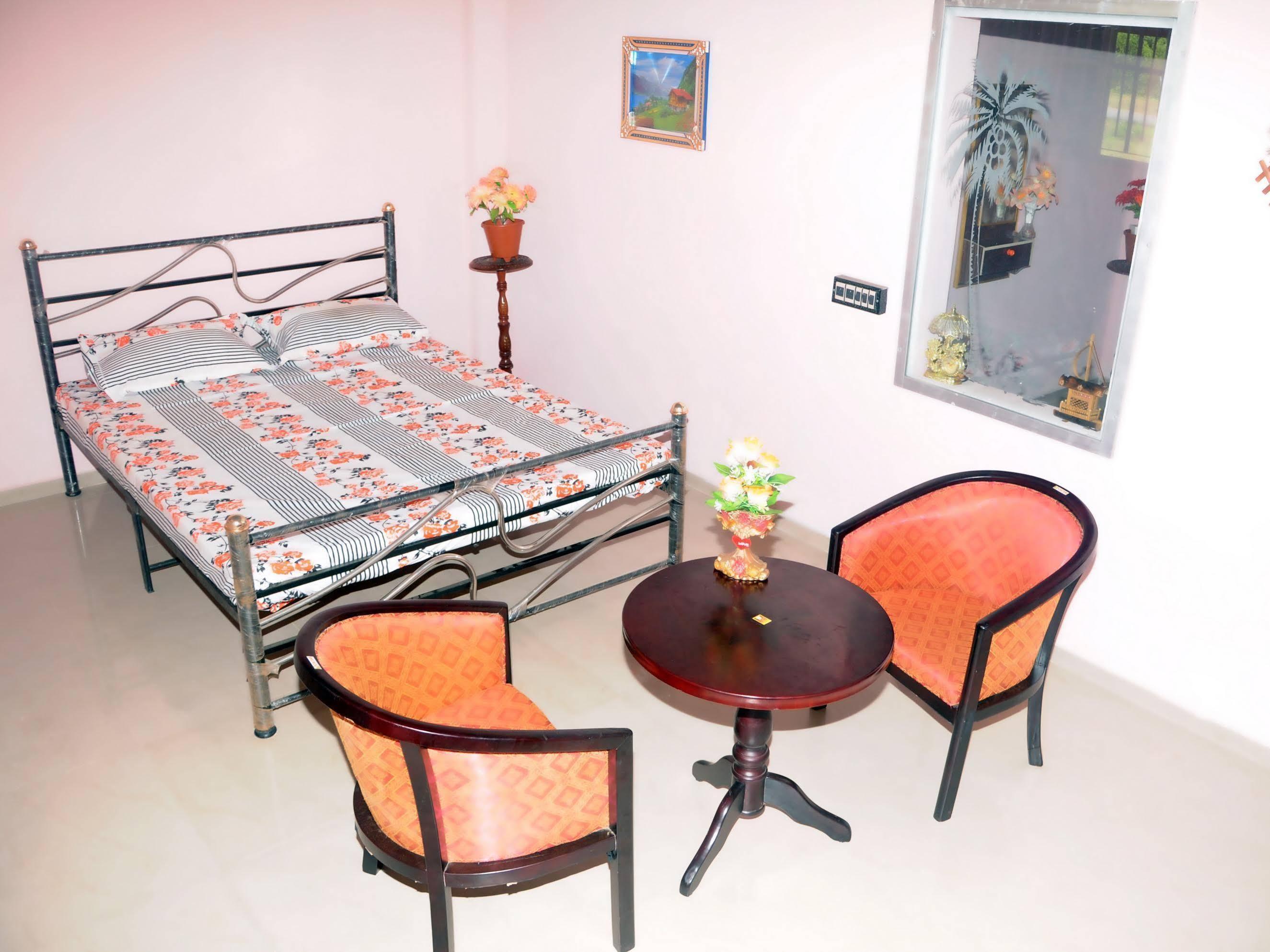 Sathwik Homestay Kumta エクステリア 写真